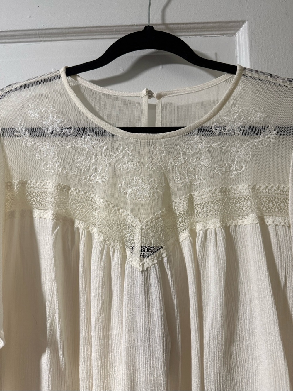 torrid Cream Ivory Lace Yoke Flutter Sleeve Blouse - Picture 2 of 5